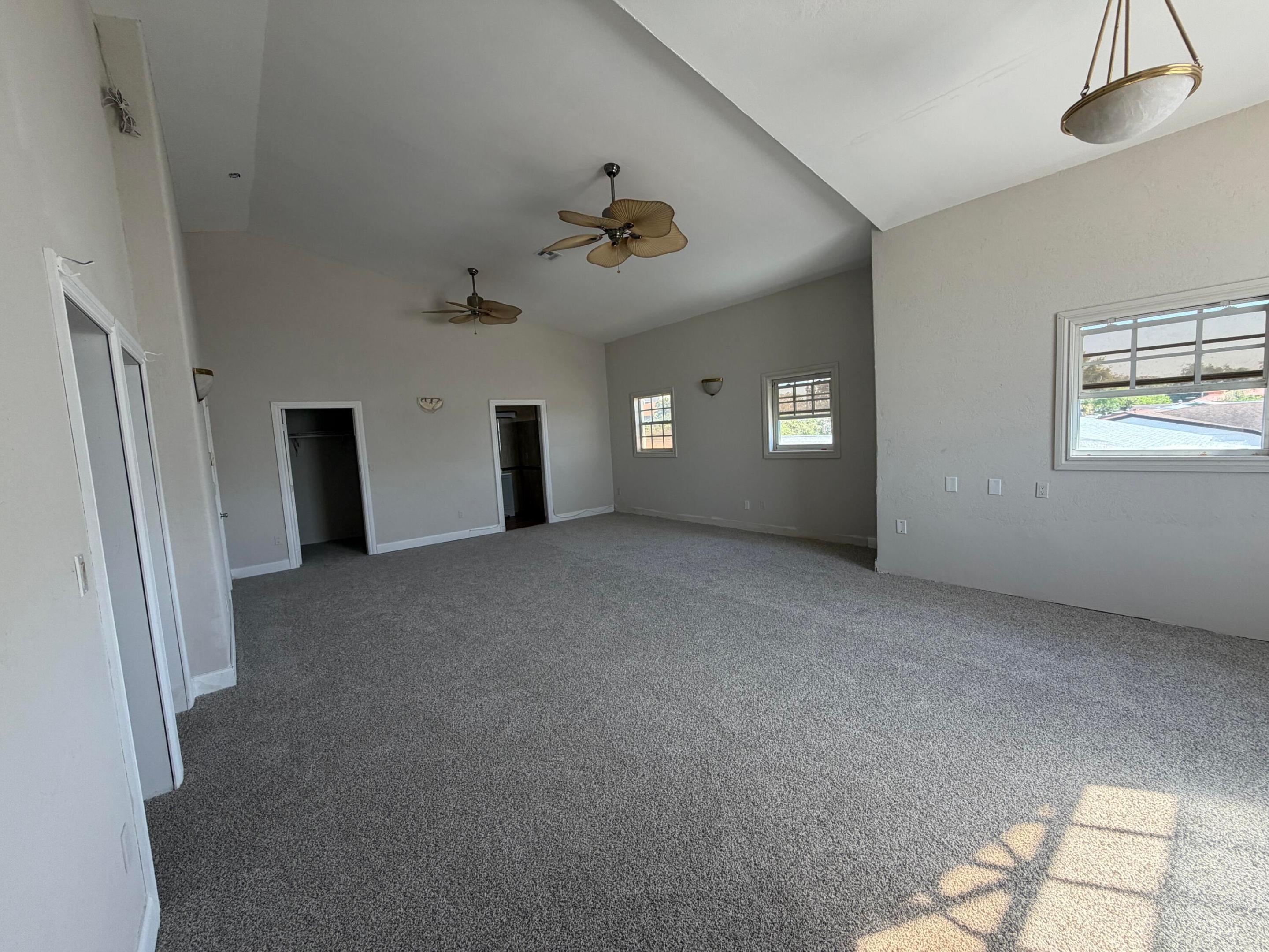 COLLEGE PARK - Residential