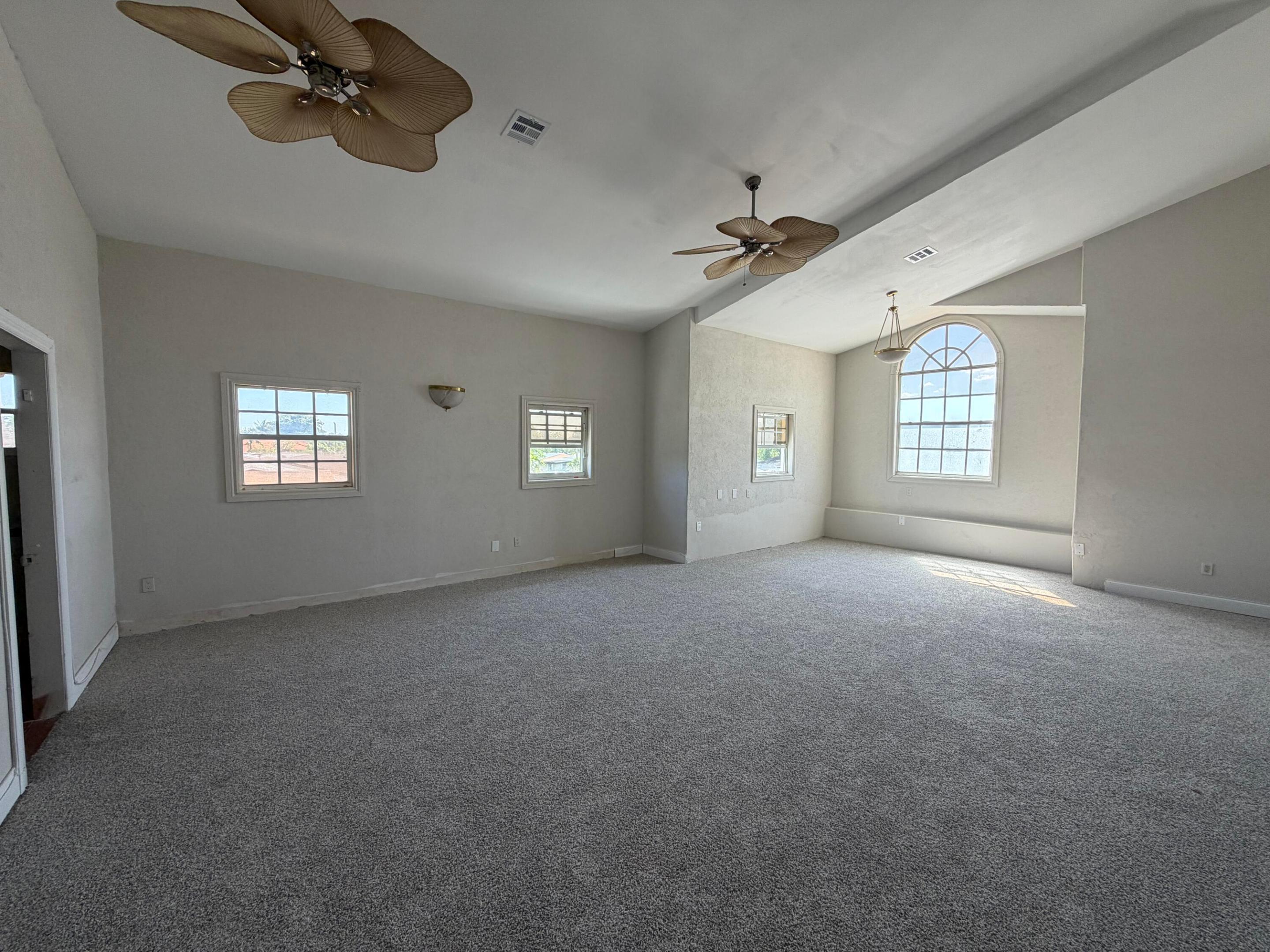 COLLEGE PARK - Residential