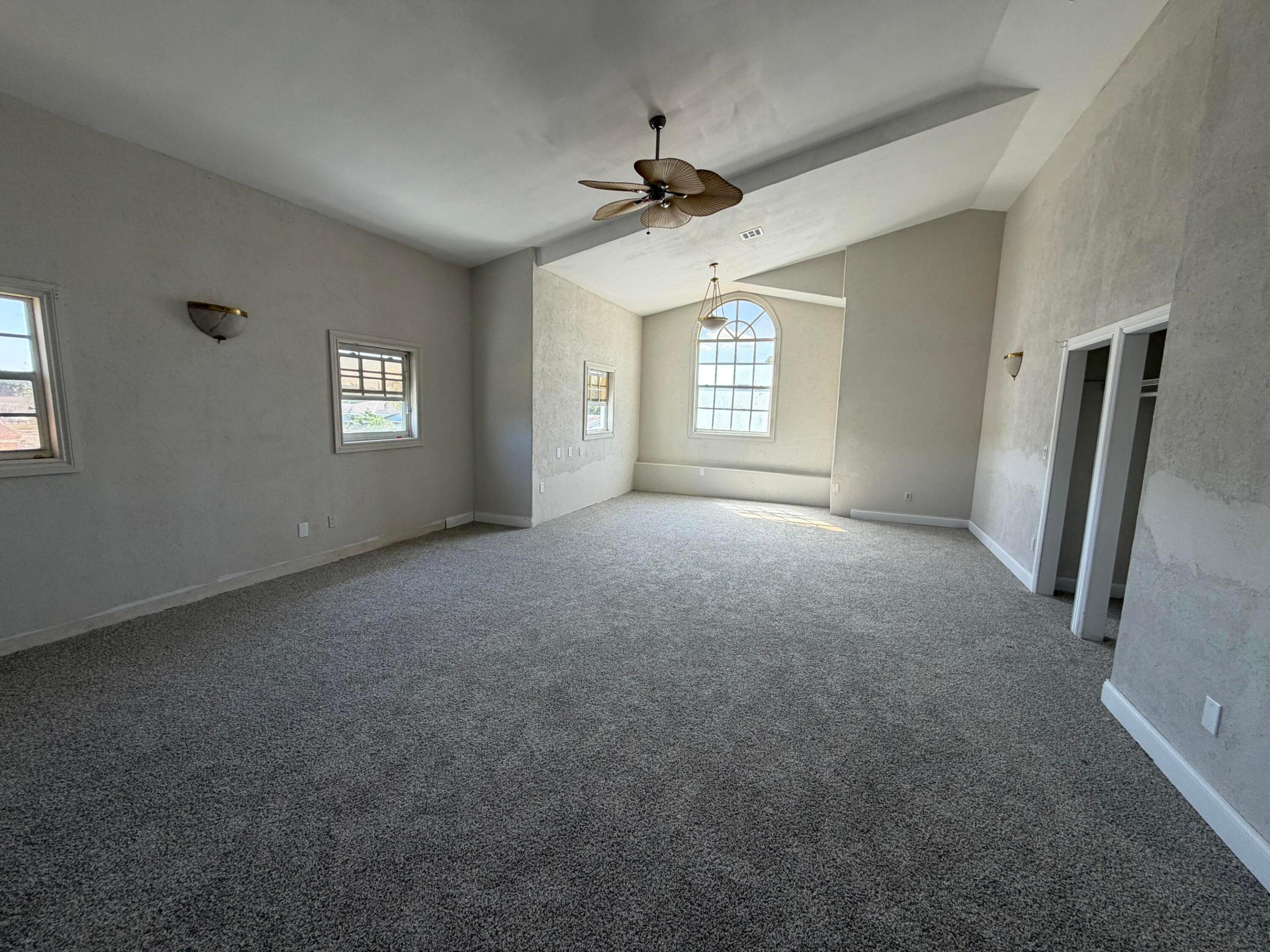 COLLEGE PARK - Residential