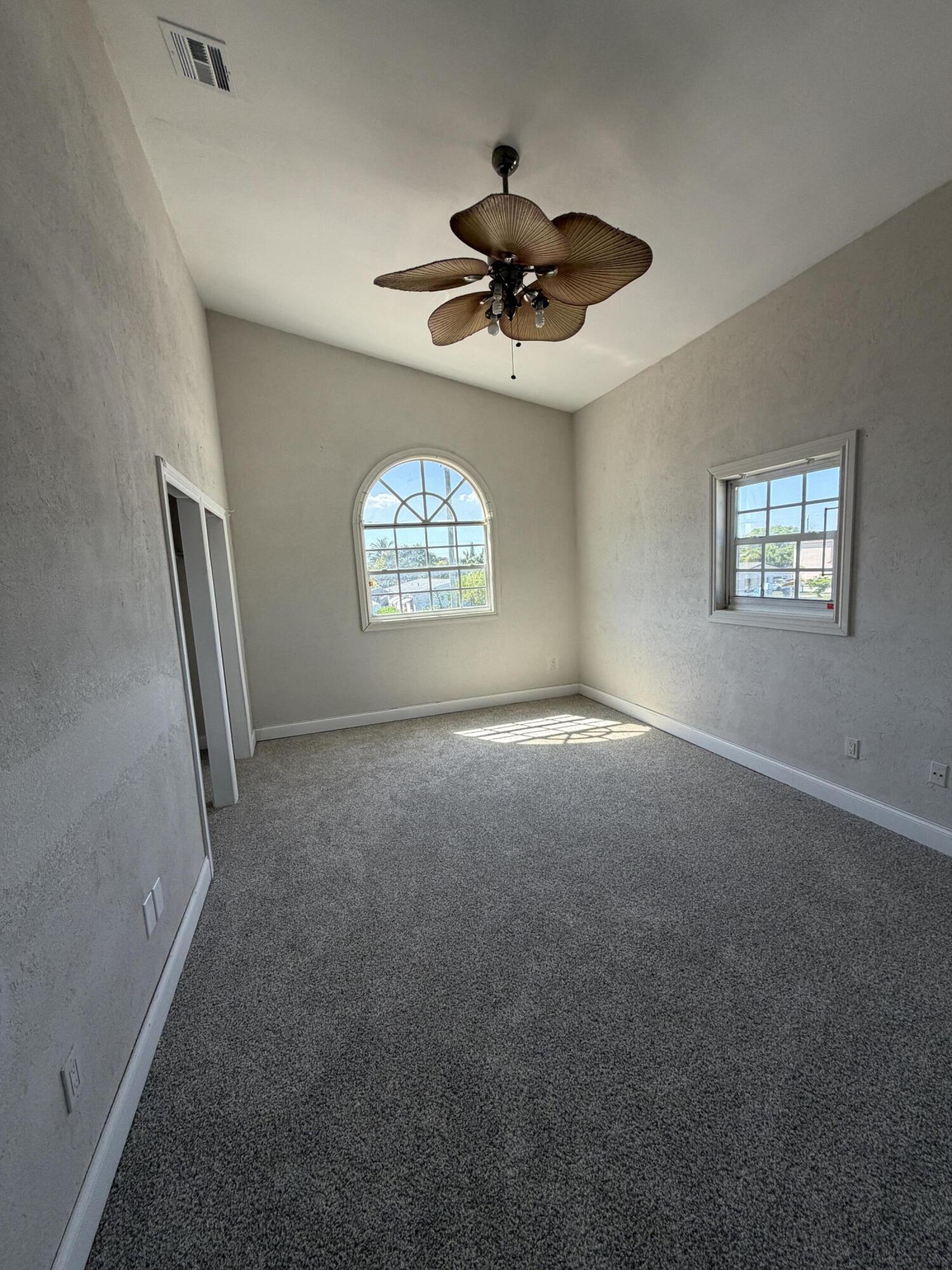 COLLEGE PARK - Residential