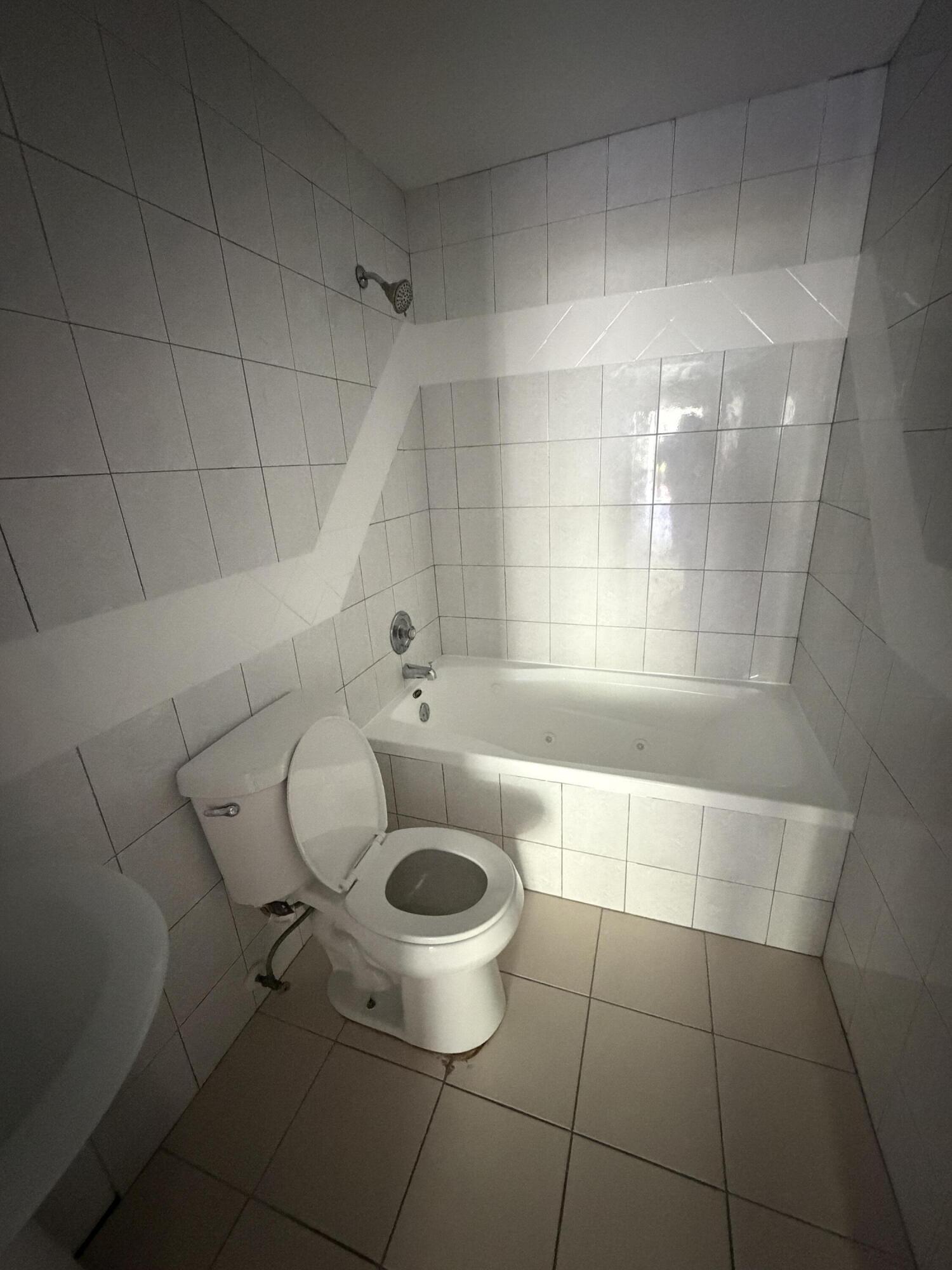 COLLEGE PARK - Residential