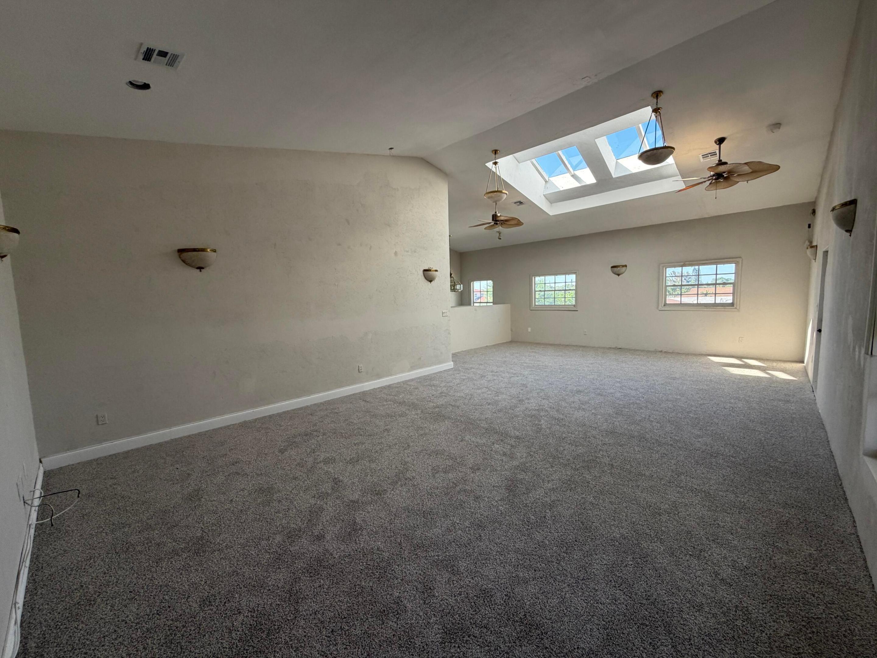 COLLEGE PARK - Residential