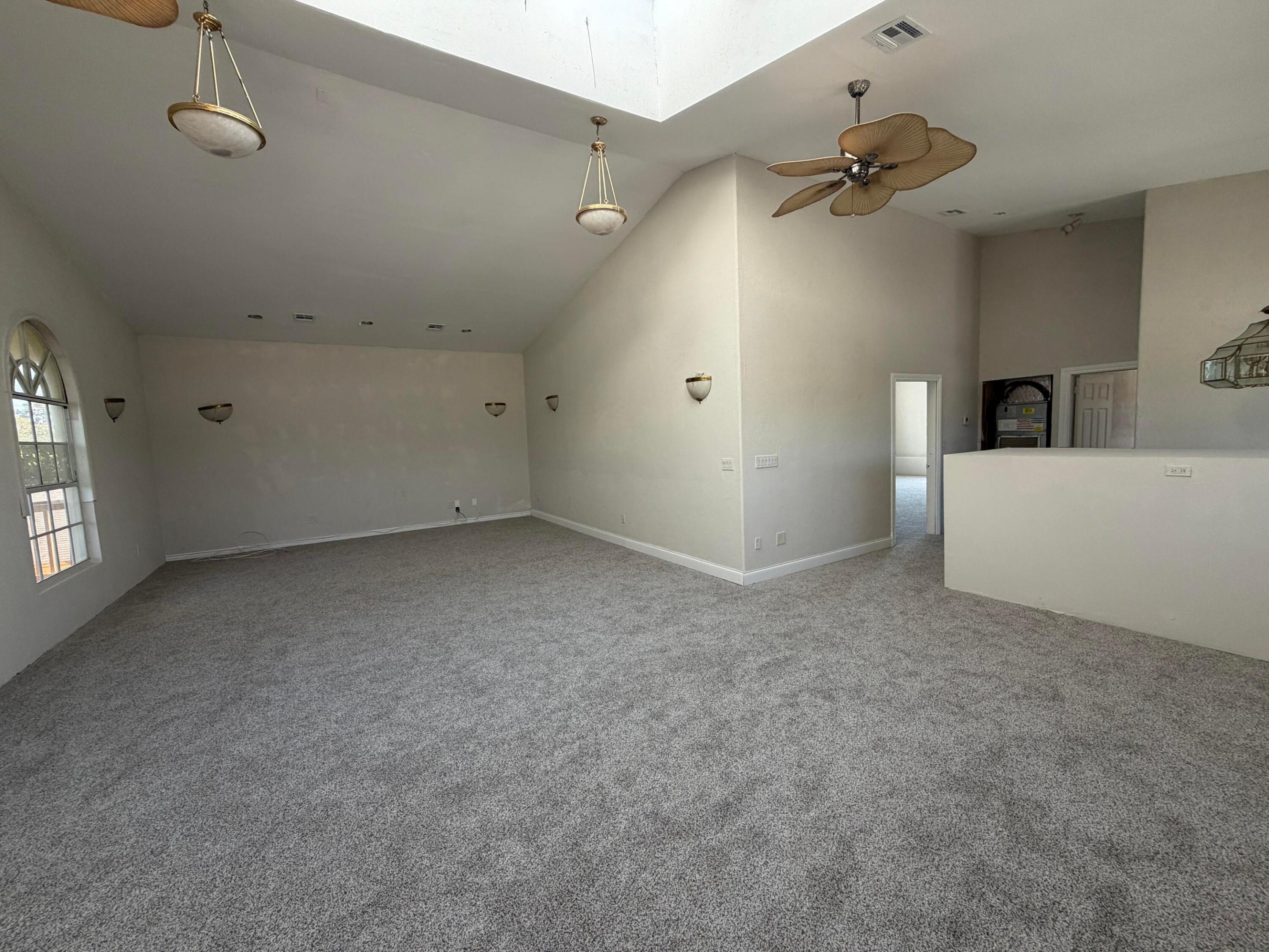 COLLEGE PARK - Residential