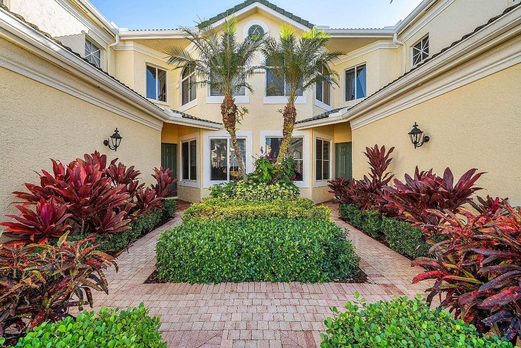 Photo of 115 Palm Point Circle #A, Palm Beach Gardens, FL 33418 (MLS # R11156718)