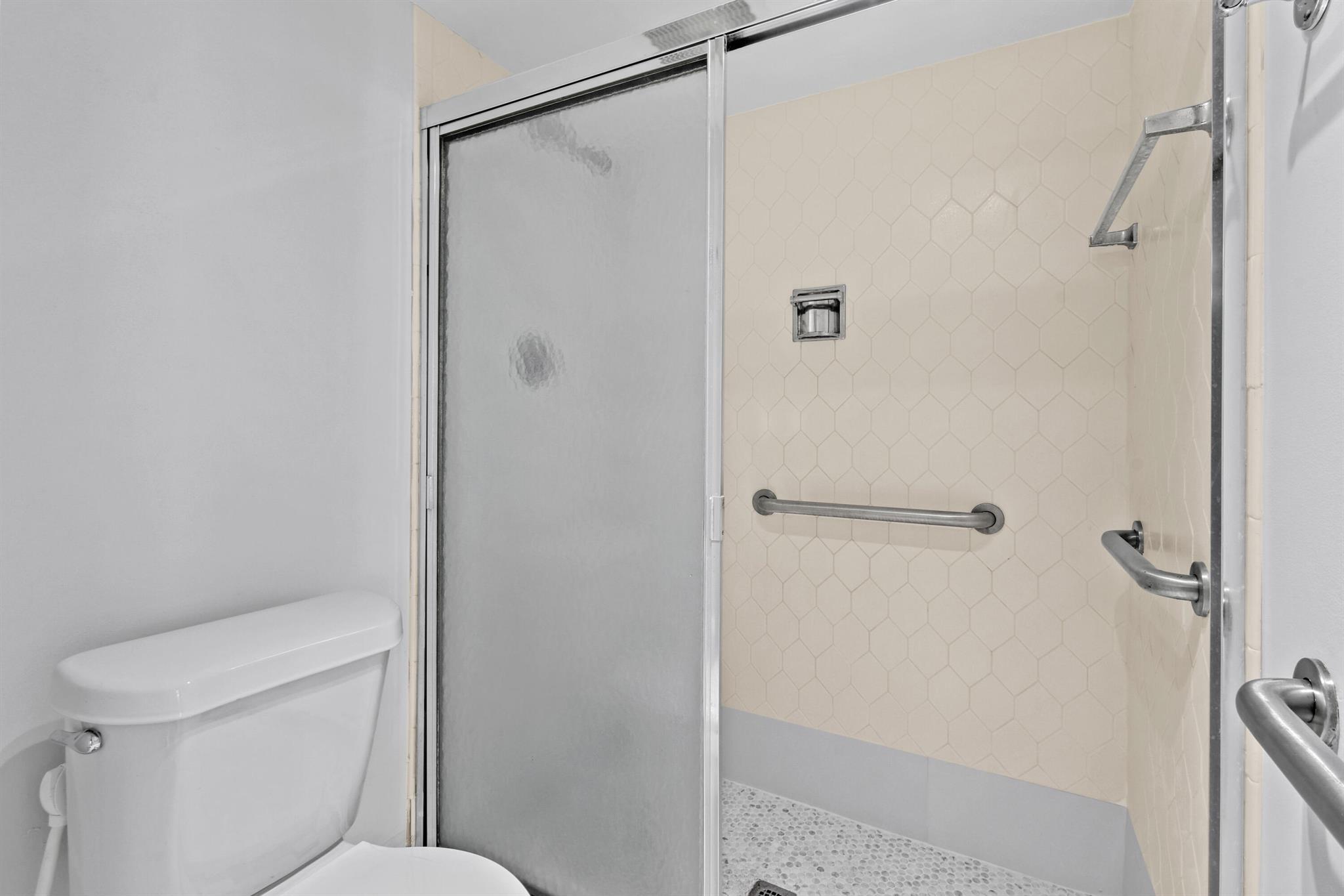 LANDS OF THE PRESIDENT CO - Residential Lease