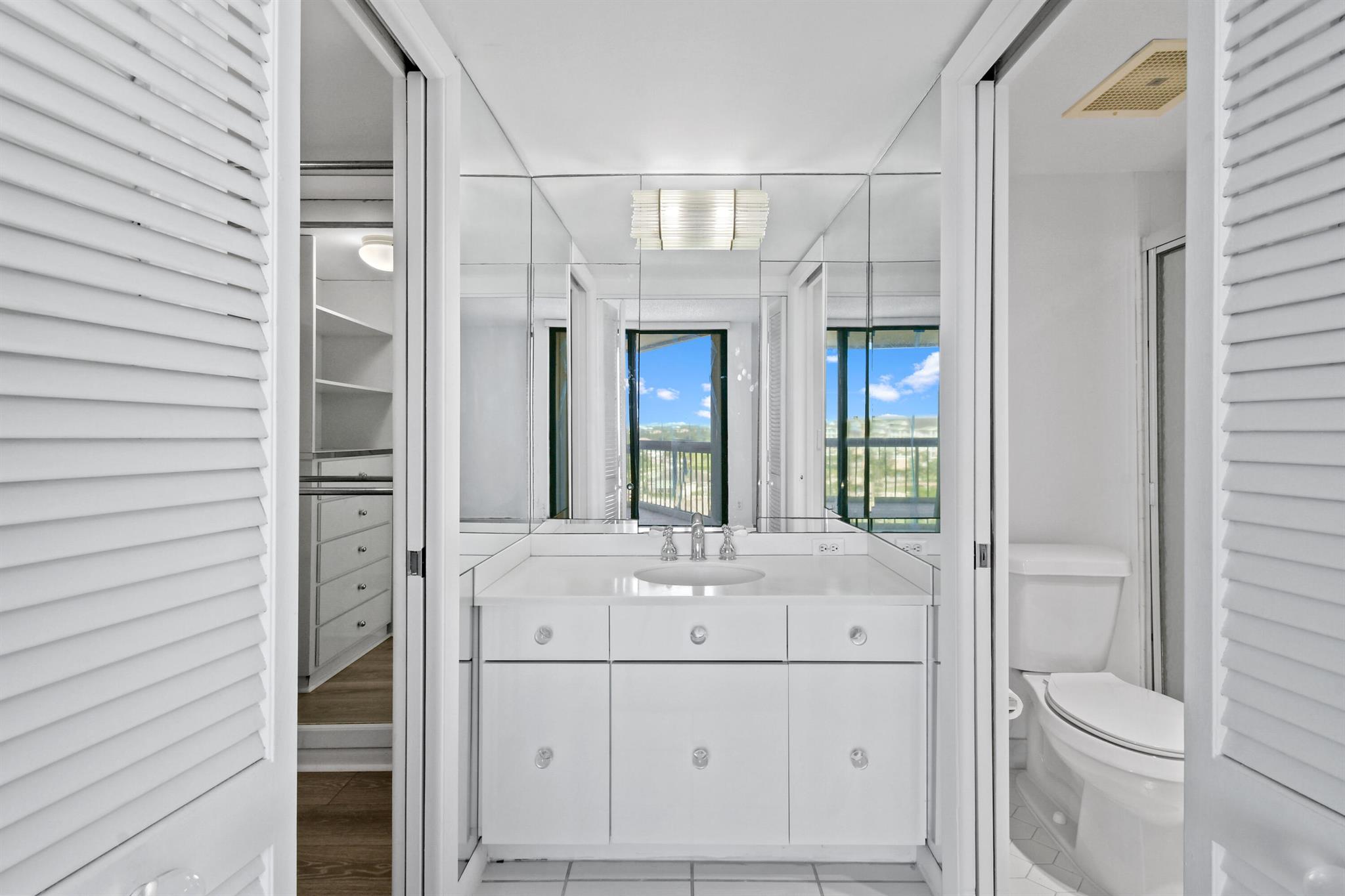 LANDS OF THE PRESIDENT CO - Residential Lease