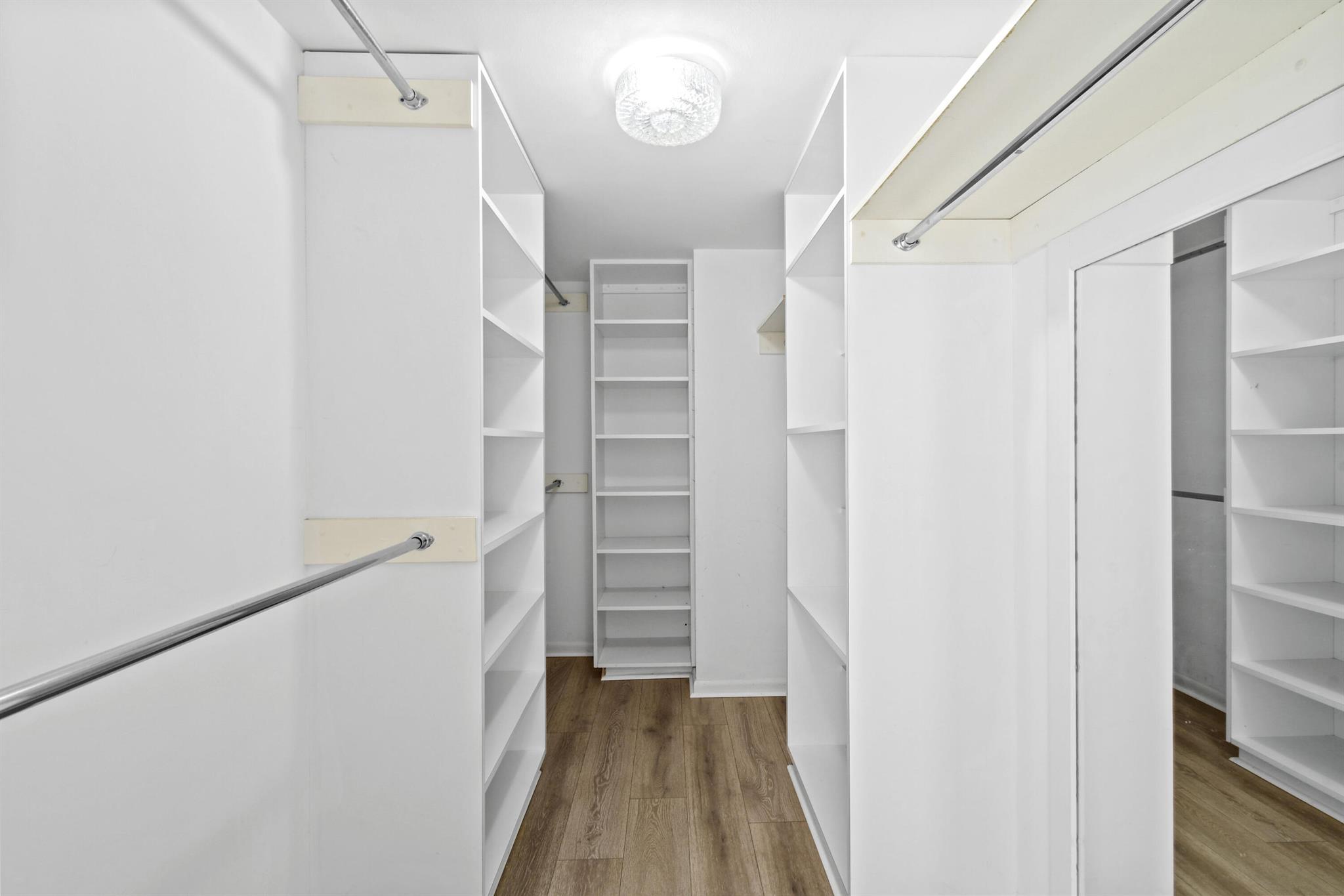 LANDS OF THE PRESIDENT CO - Residential Lease