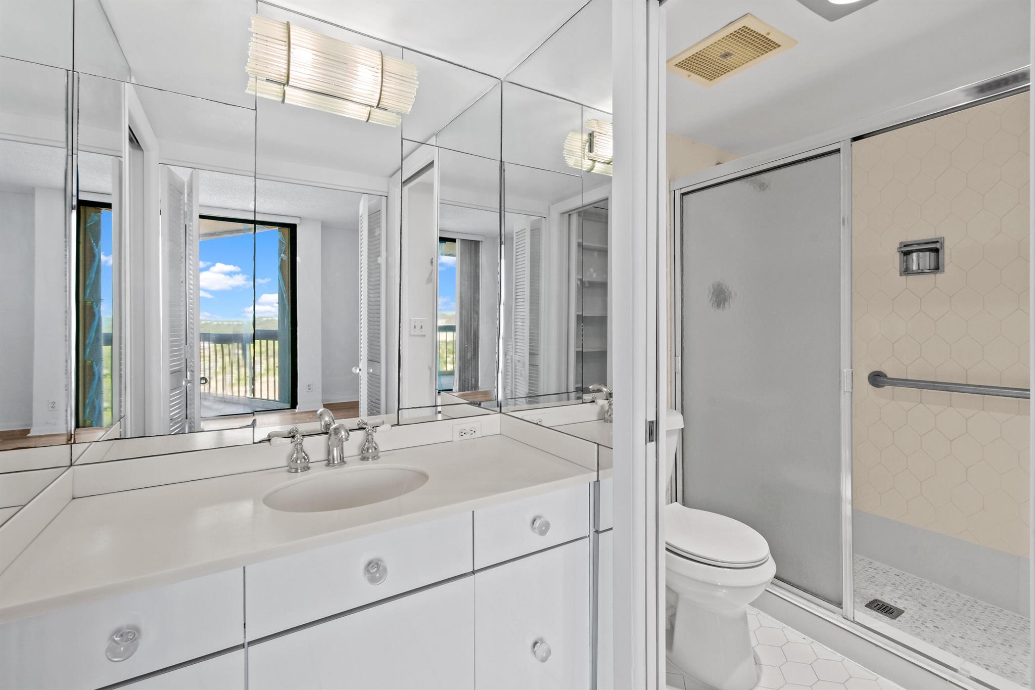 LANDS OF THE PRESIDENT CO - Residential Lease