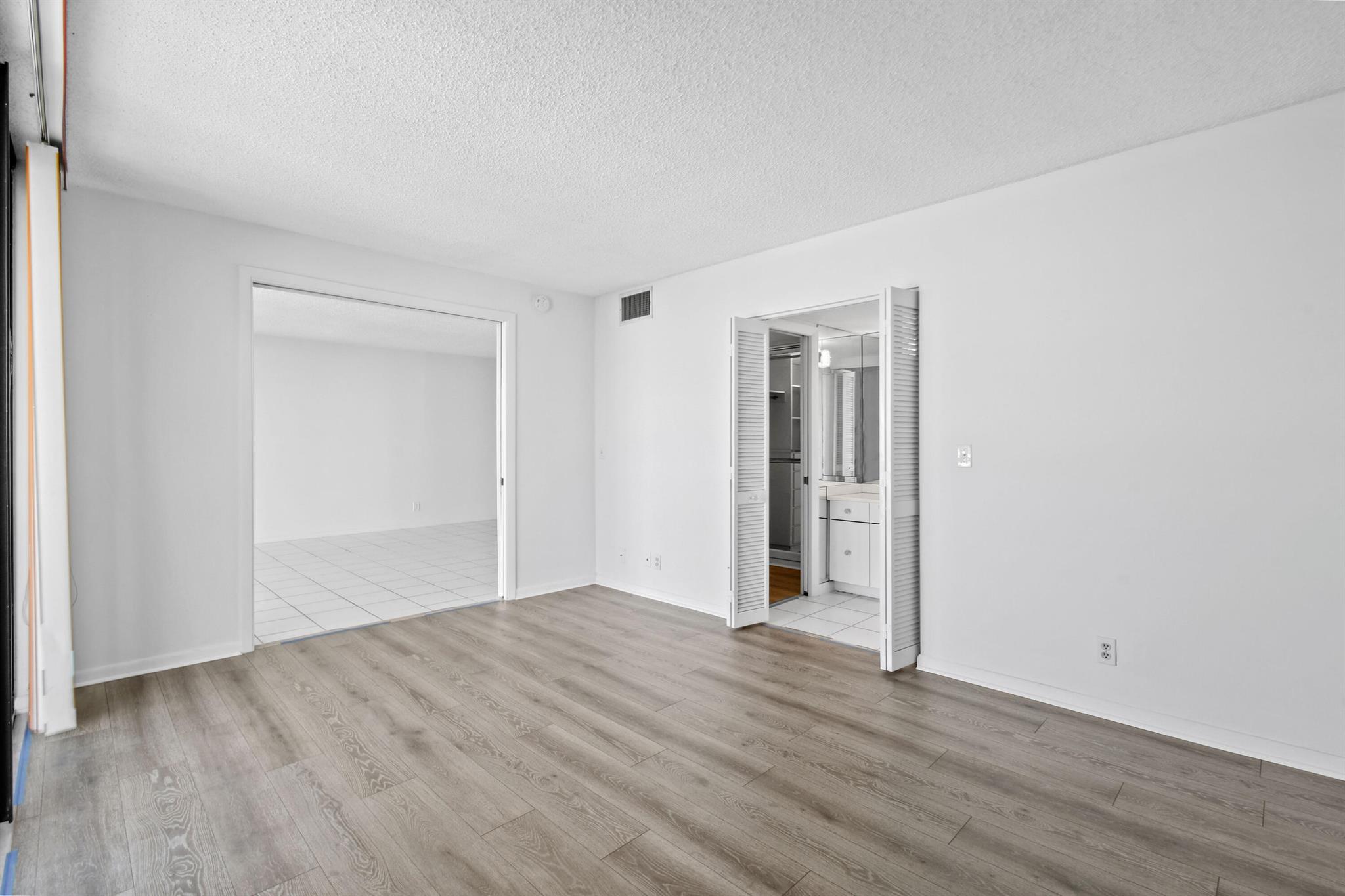 LANDS OF THE PRESIDENT CO - Residential Lease