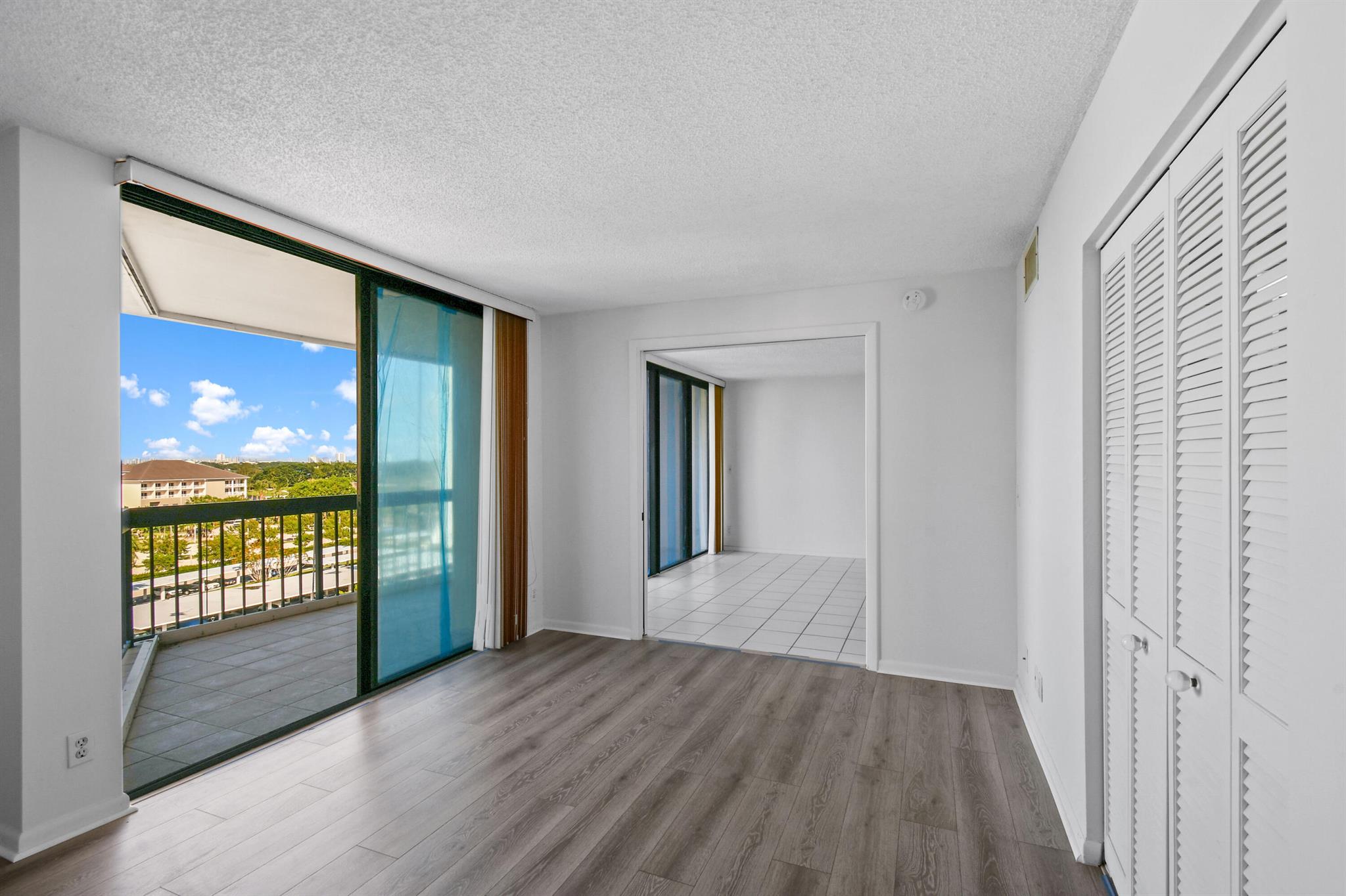 LANDS OF THE PRESIDENT CO - Residential Lease