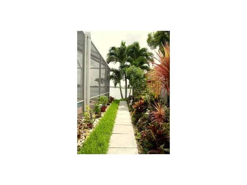 CORAL BAY - Residential Lease