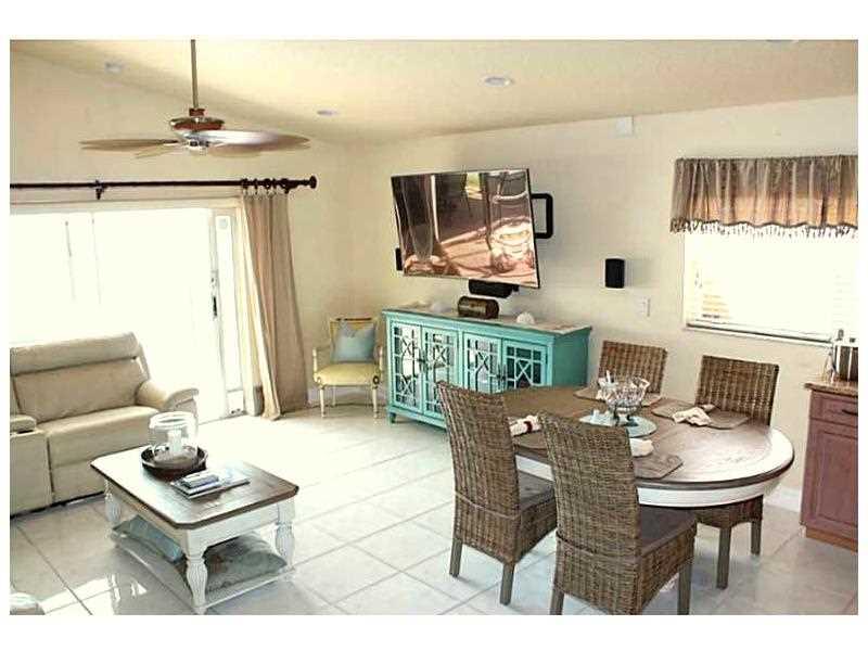 CORAL BAY - Residential Lease