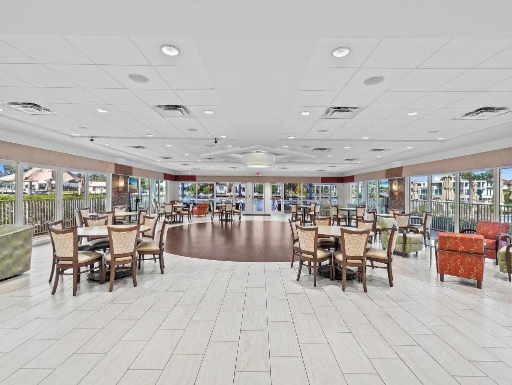 Seagate of Highland Condo - Residential