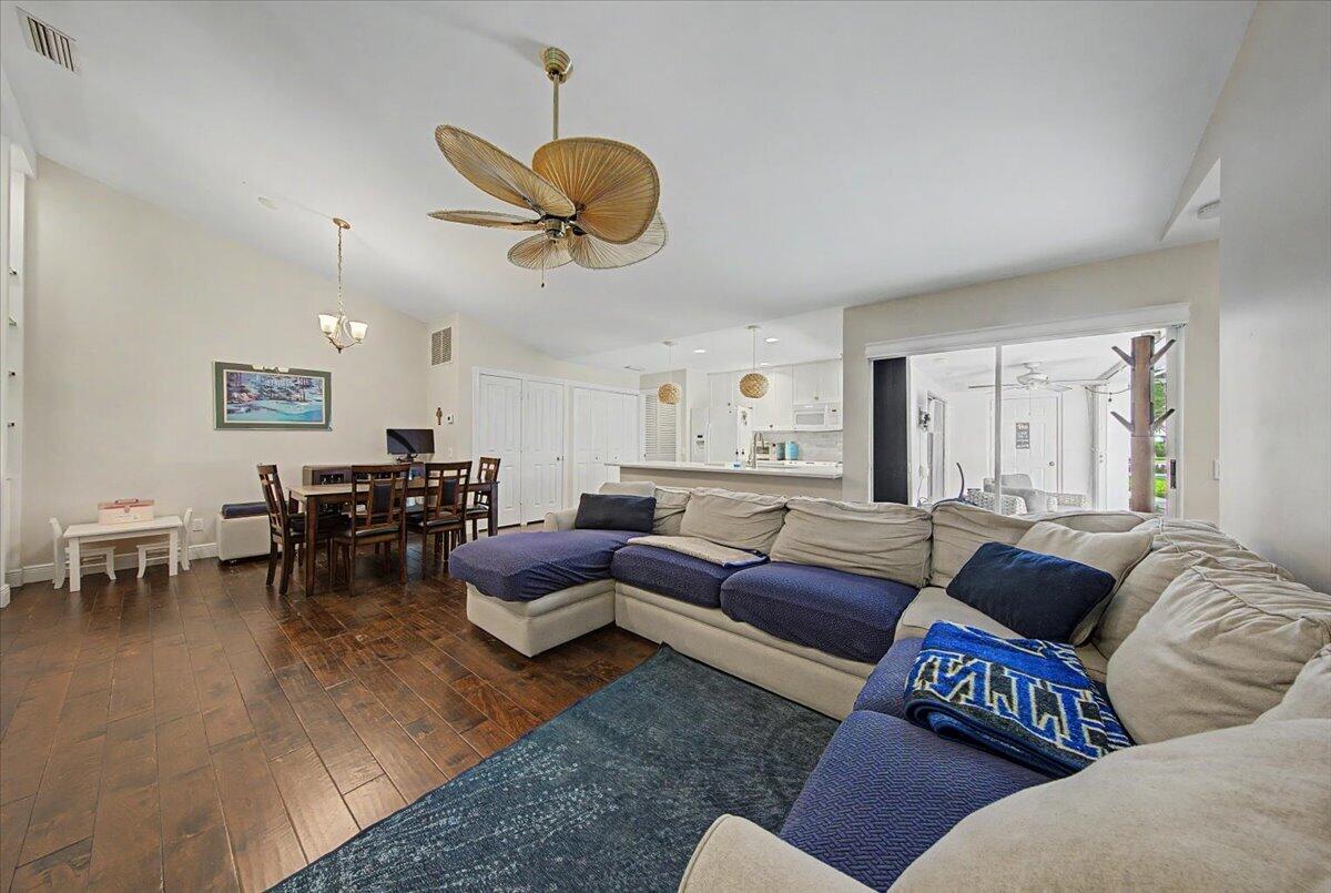 OAKS-SUNTERRACE 2 - Residential