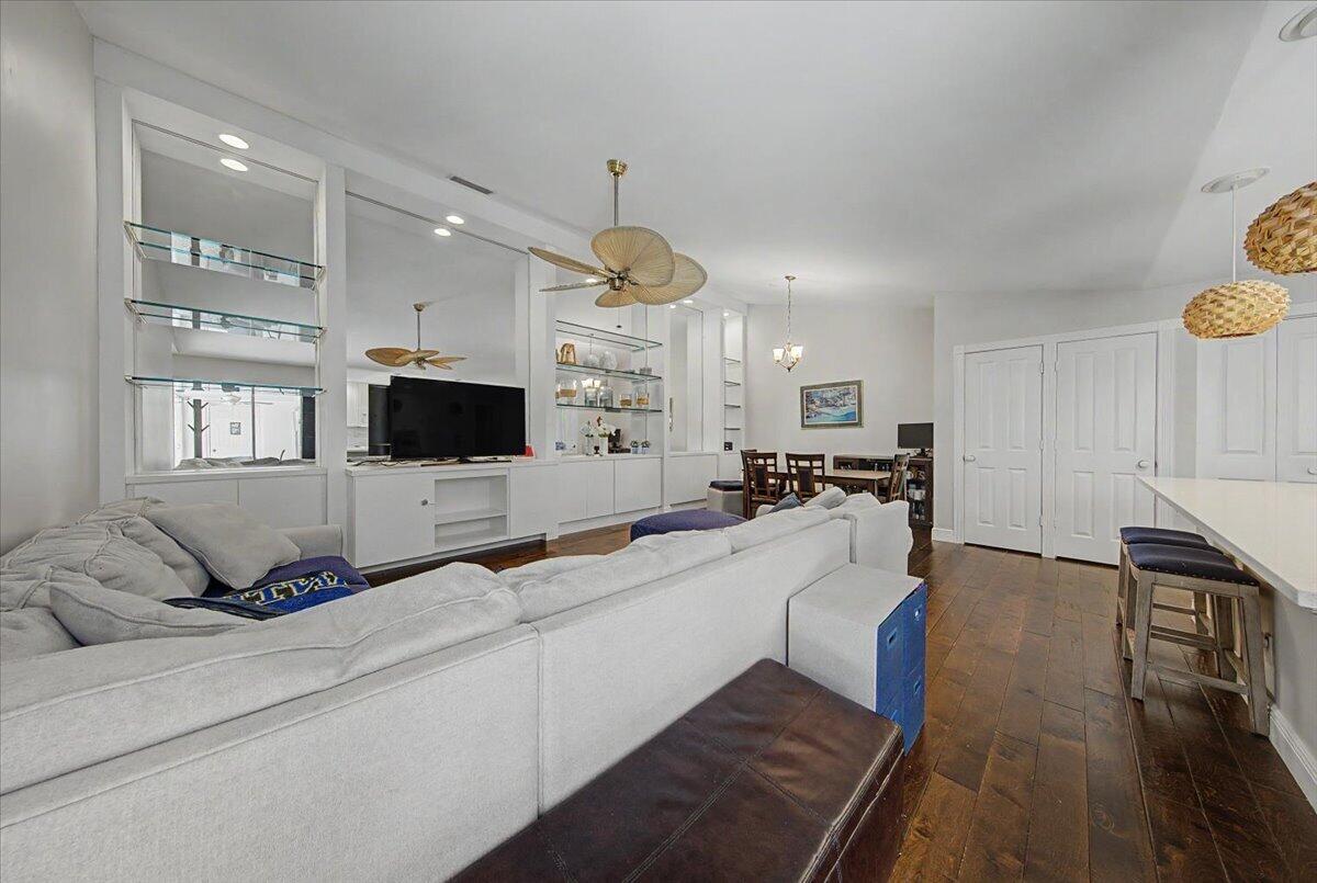 OAKS-SUNTERRACE 2 - Residential