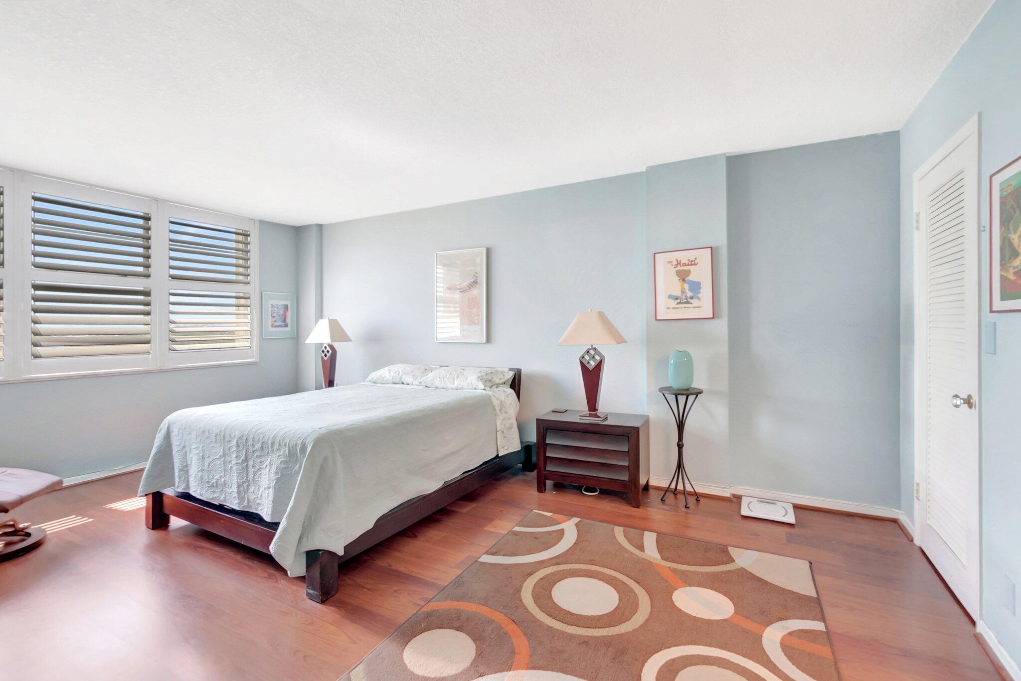 BOCA TOWERS CONDO PORTION - Residential