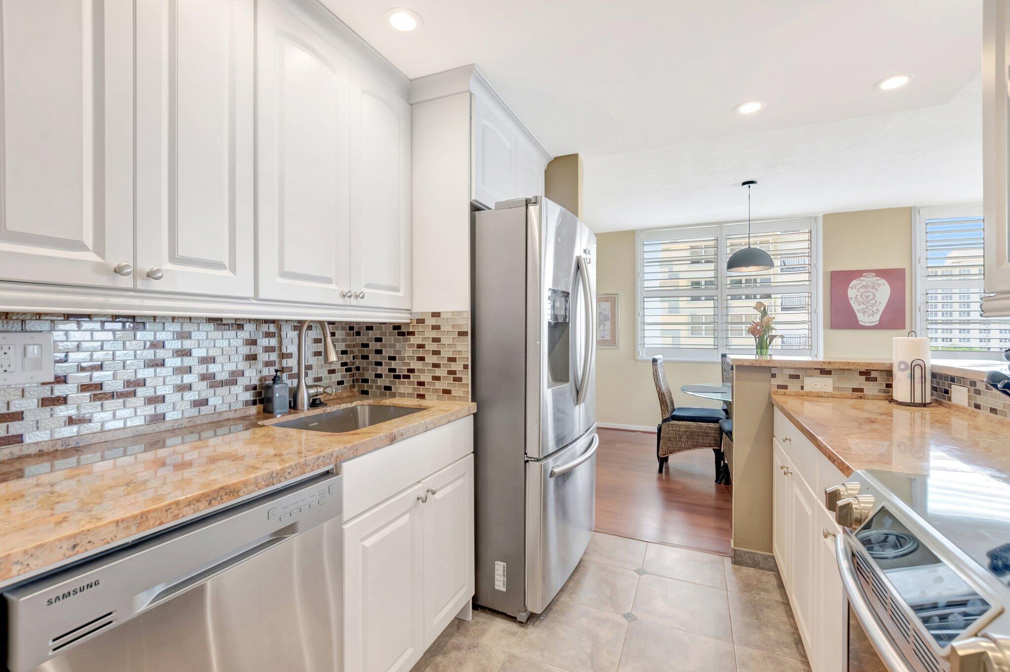 BOCA TOWERS CONDO PORTION - Residential