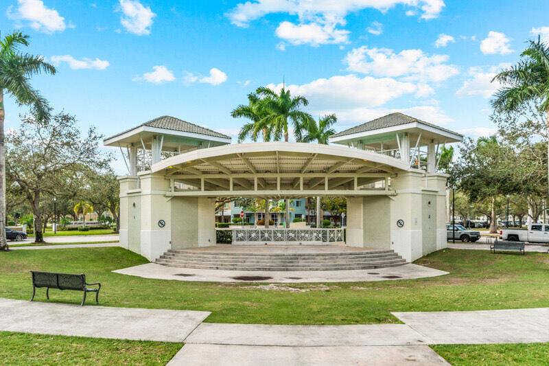 1200 Town Center Drive 427