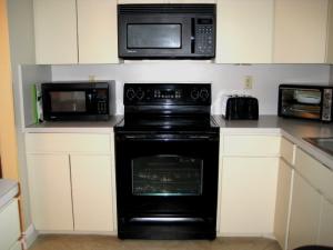 BANYAN SPRINGS ROSE HILL - Residential