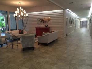 BANYAN SPRINGS ROSE HILL - Residential