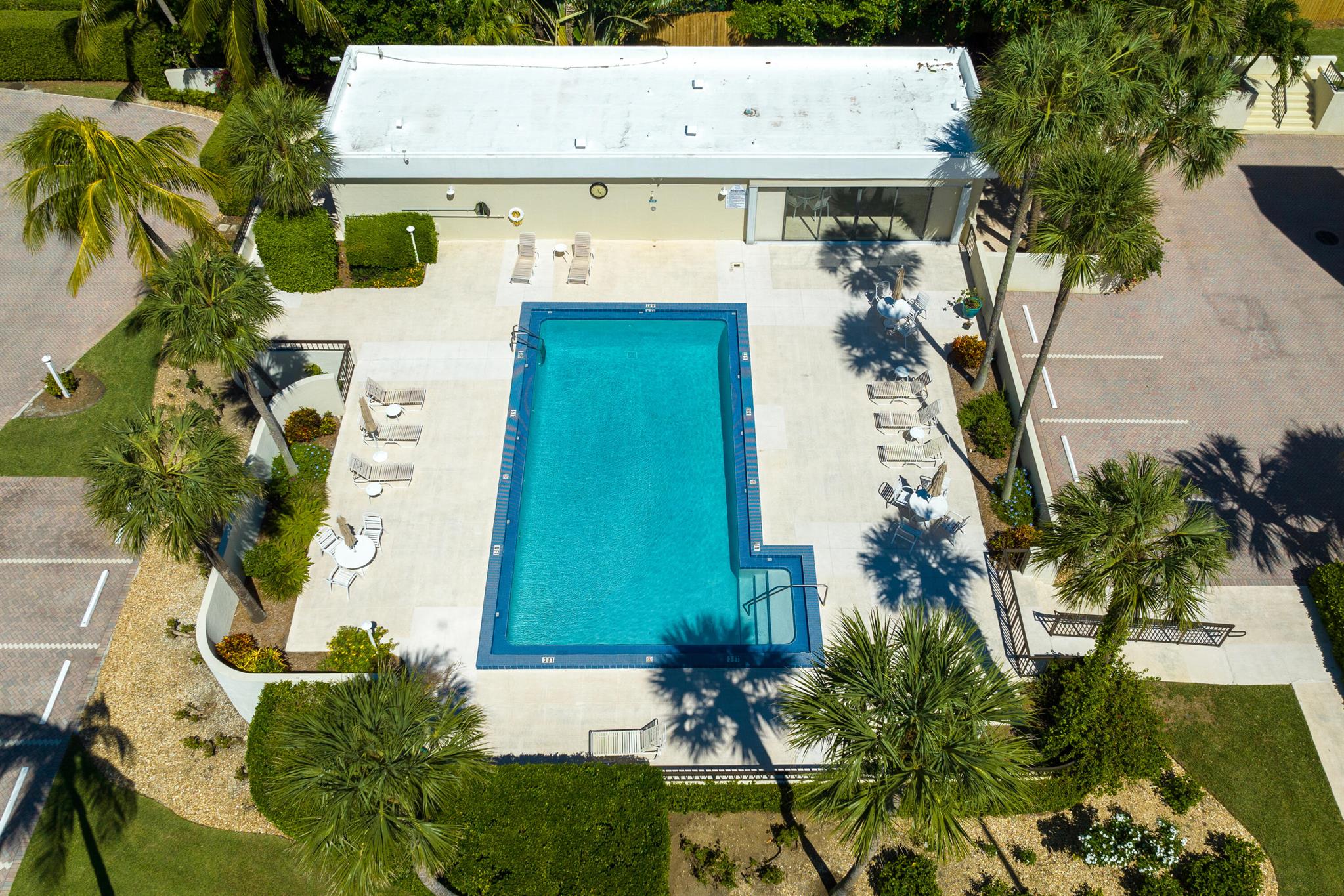 ROYAL HOMESTEAD CONDO - Residential