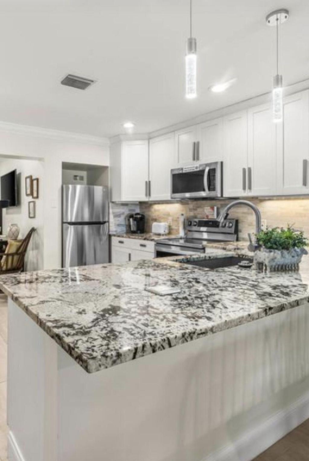 Photo of 4538 Arthur Street, Palm Beach Gardens, FL 33418 (MLS # B26004814)