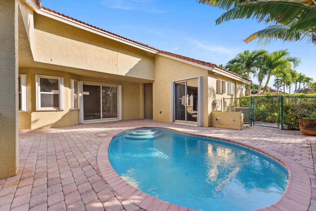 Photo of 8085 Saw Palmetto Lane, Boynton Beach, FL 33436 (MLS # R11146972)