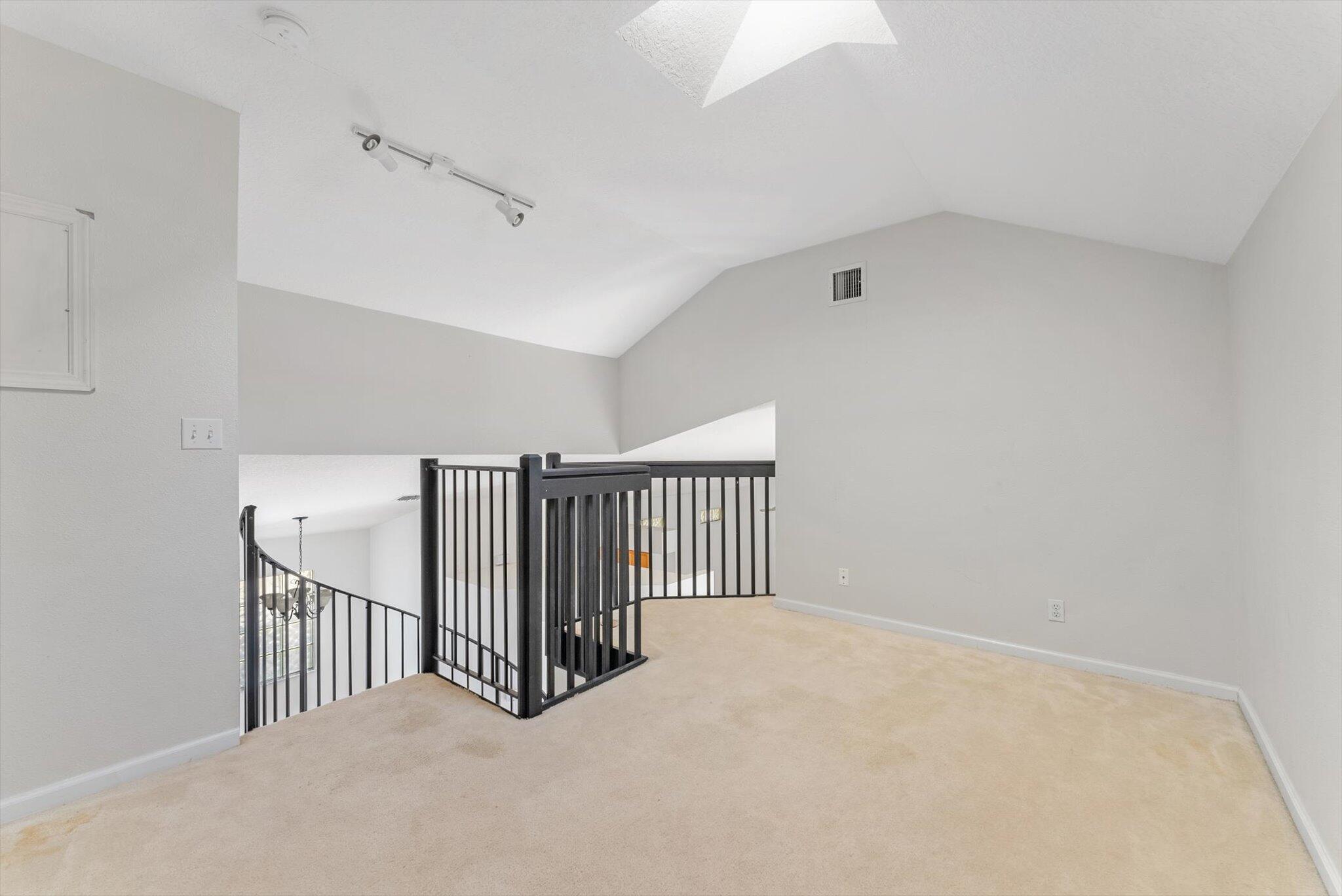 GATEWAY GARDENS - Residential Lease