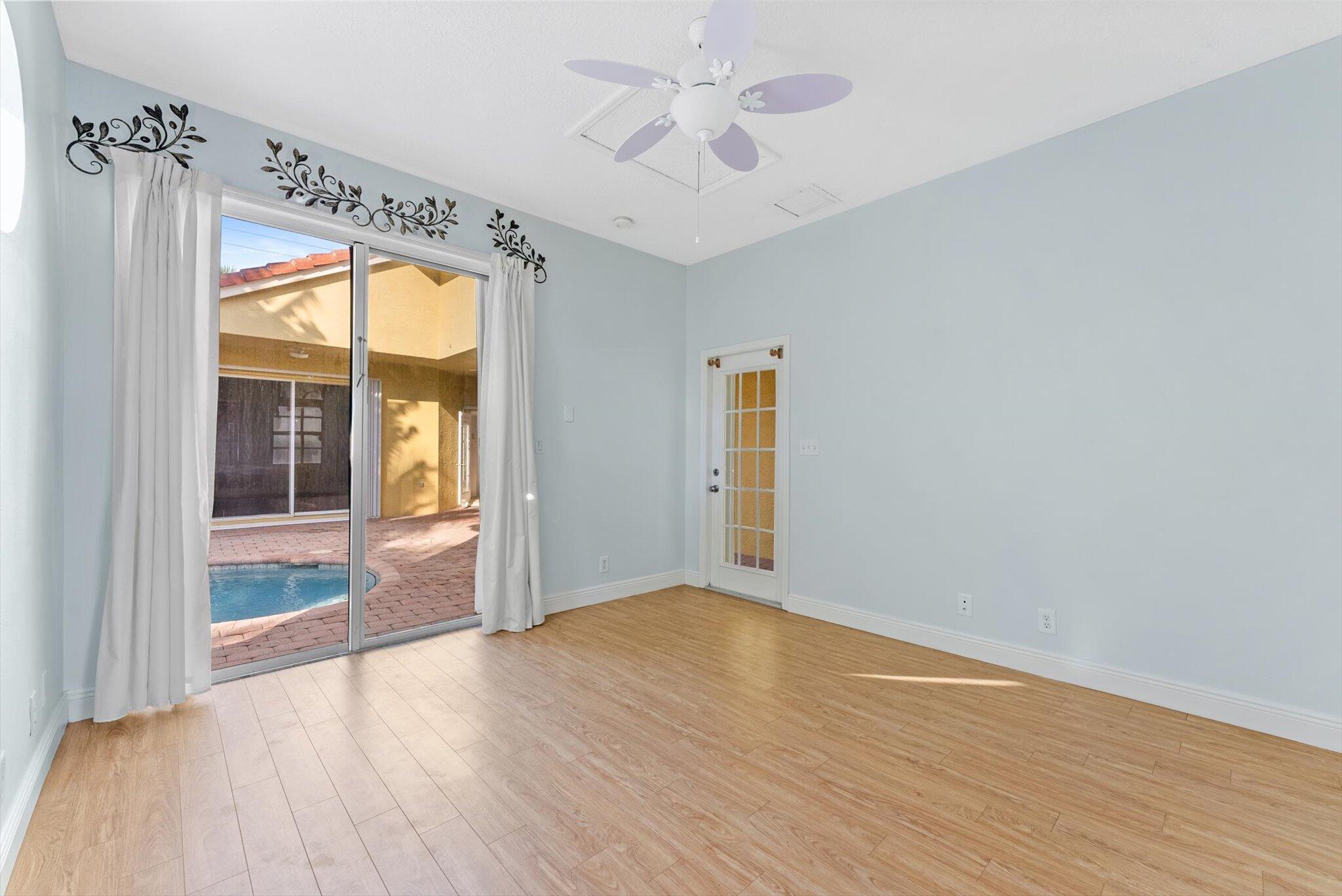 GATEWAY GARDENS - Residential Lease