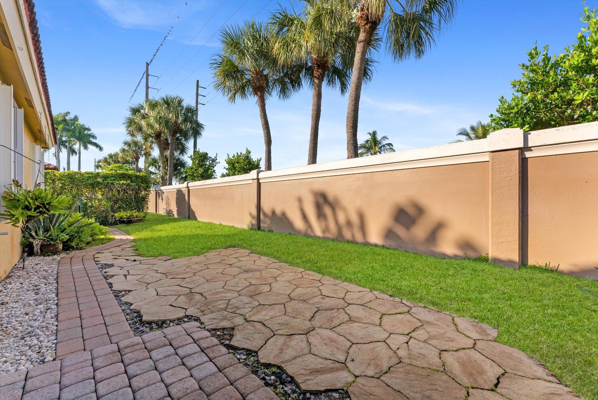 GATEWAY GARDENS - Residential Lease