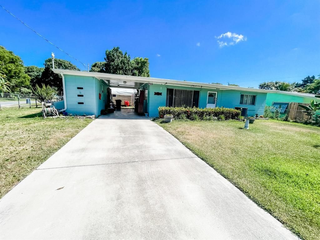 Photo of 2304 Barbara Avenue, Fort Pierce, FL 34982 (MLS # R10804182)