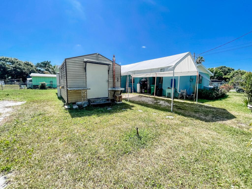 EDGEWOOD ACRES - Residential Lease