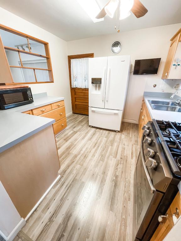 EDGEWOOD ACRES - Residential Lease