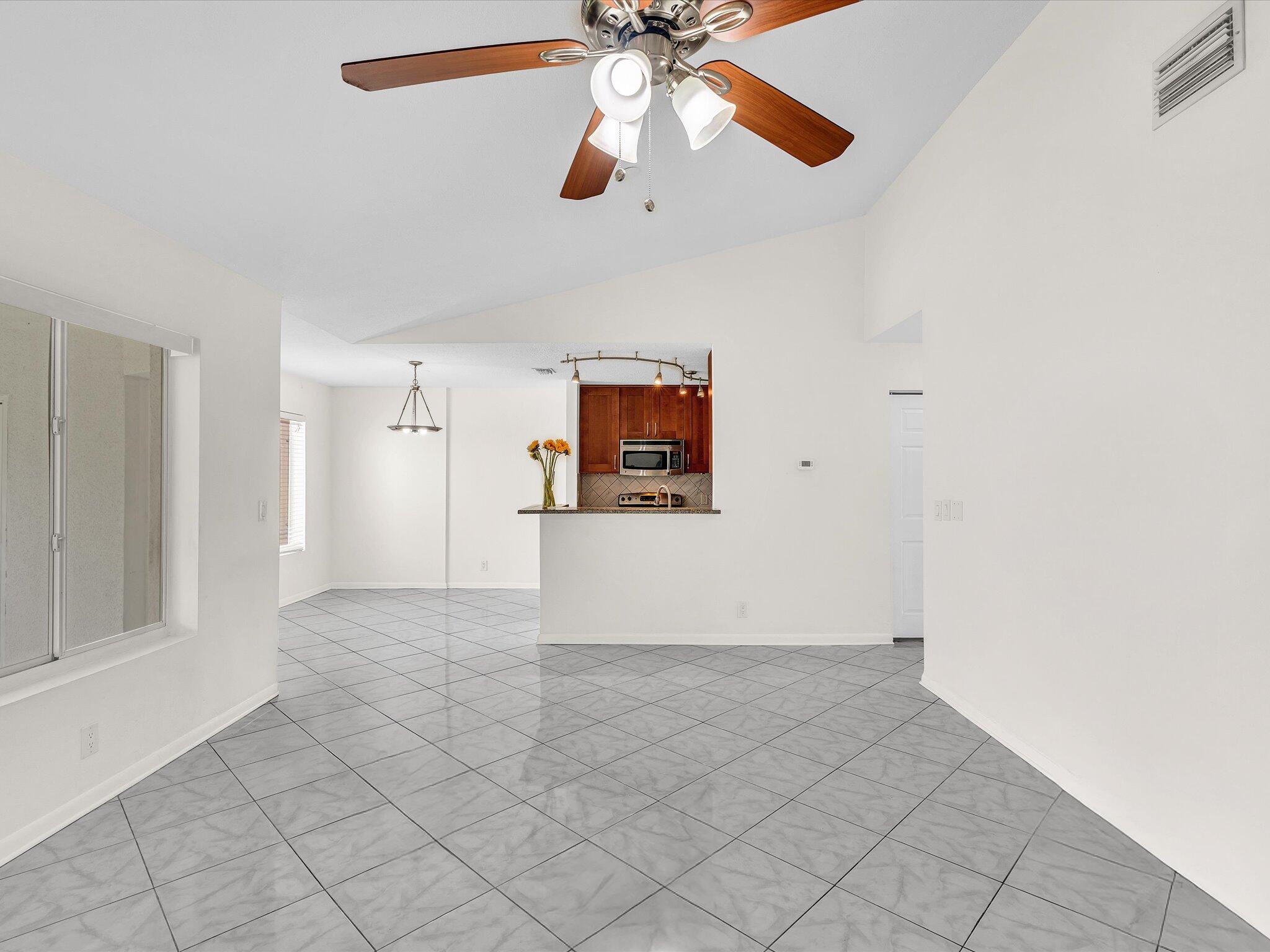 CASABLANCA ISLES CONDO - Residential Lease