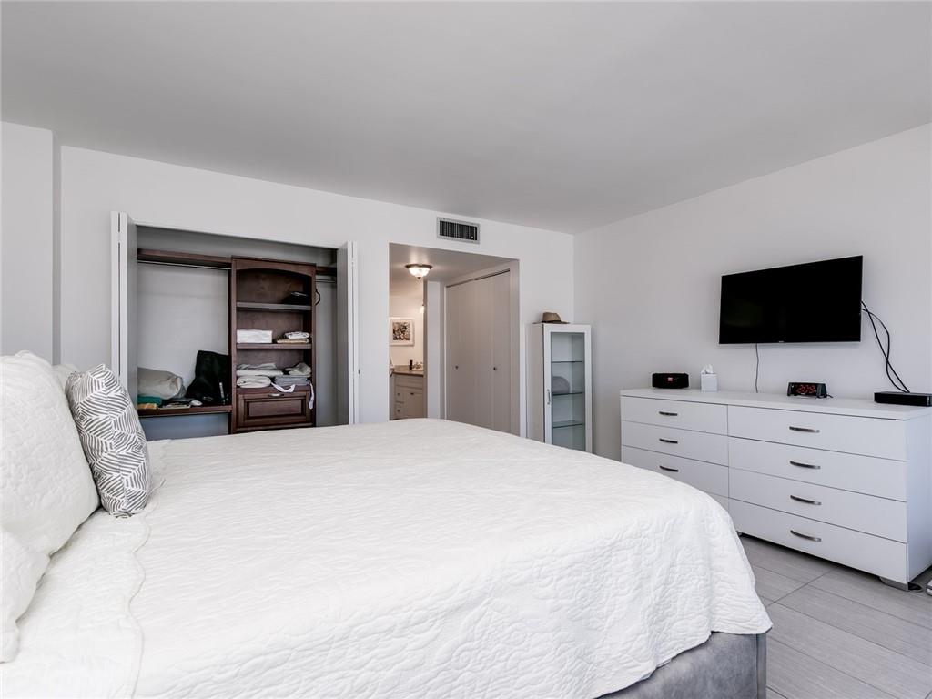 Playa del Mar - Residential Lease