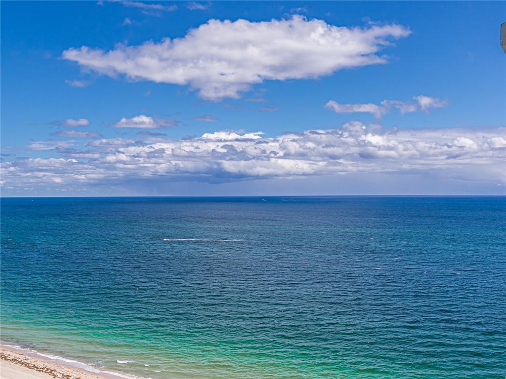 Playa del Mar - Residential Lease