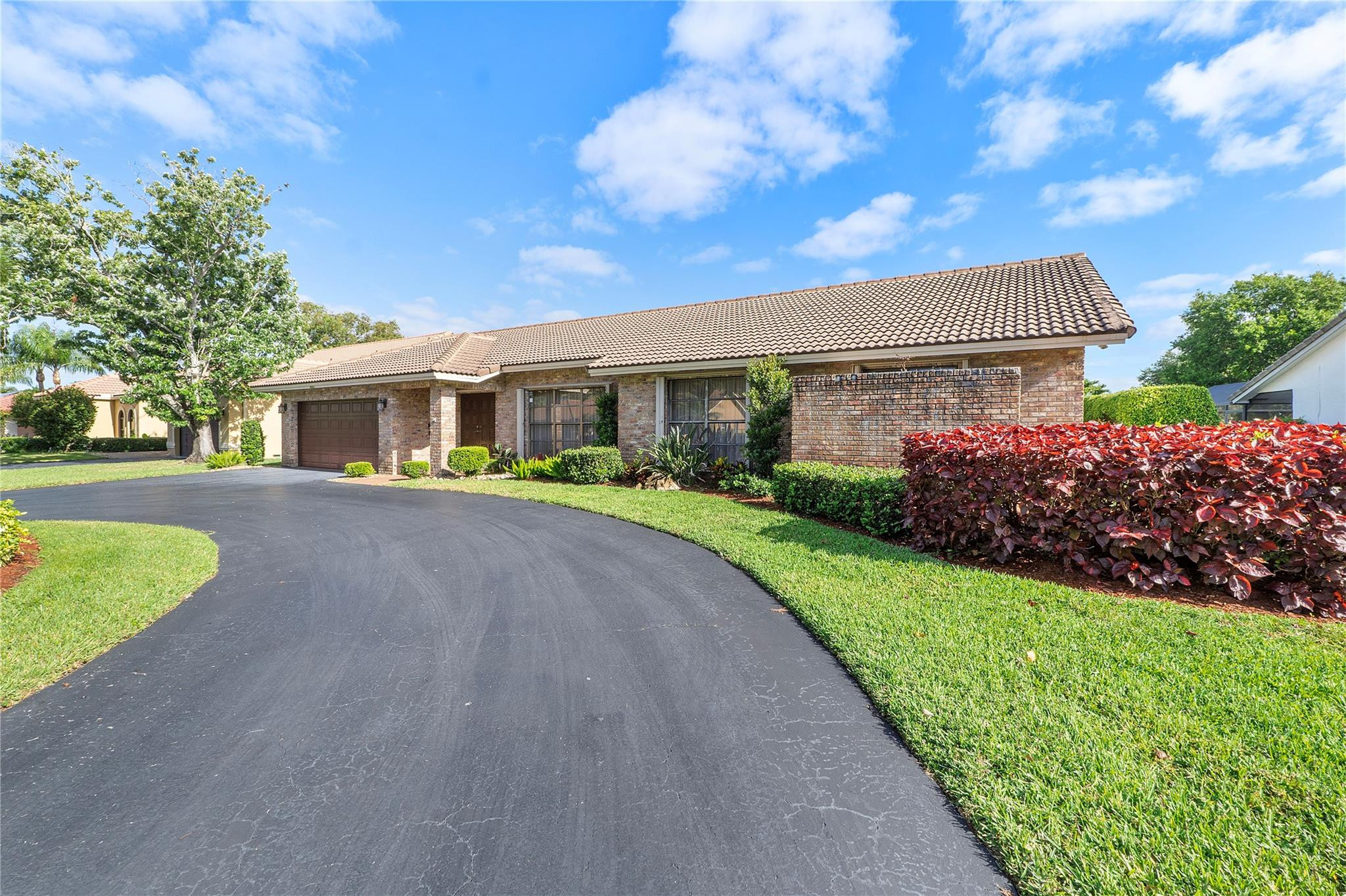 Pine Ridge 112-37 B - Residential