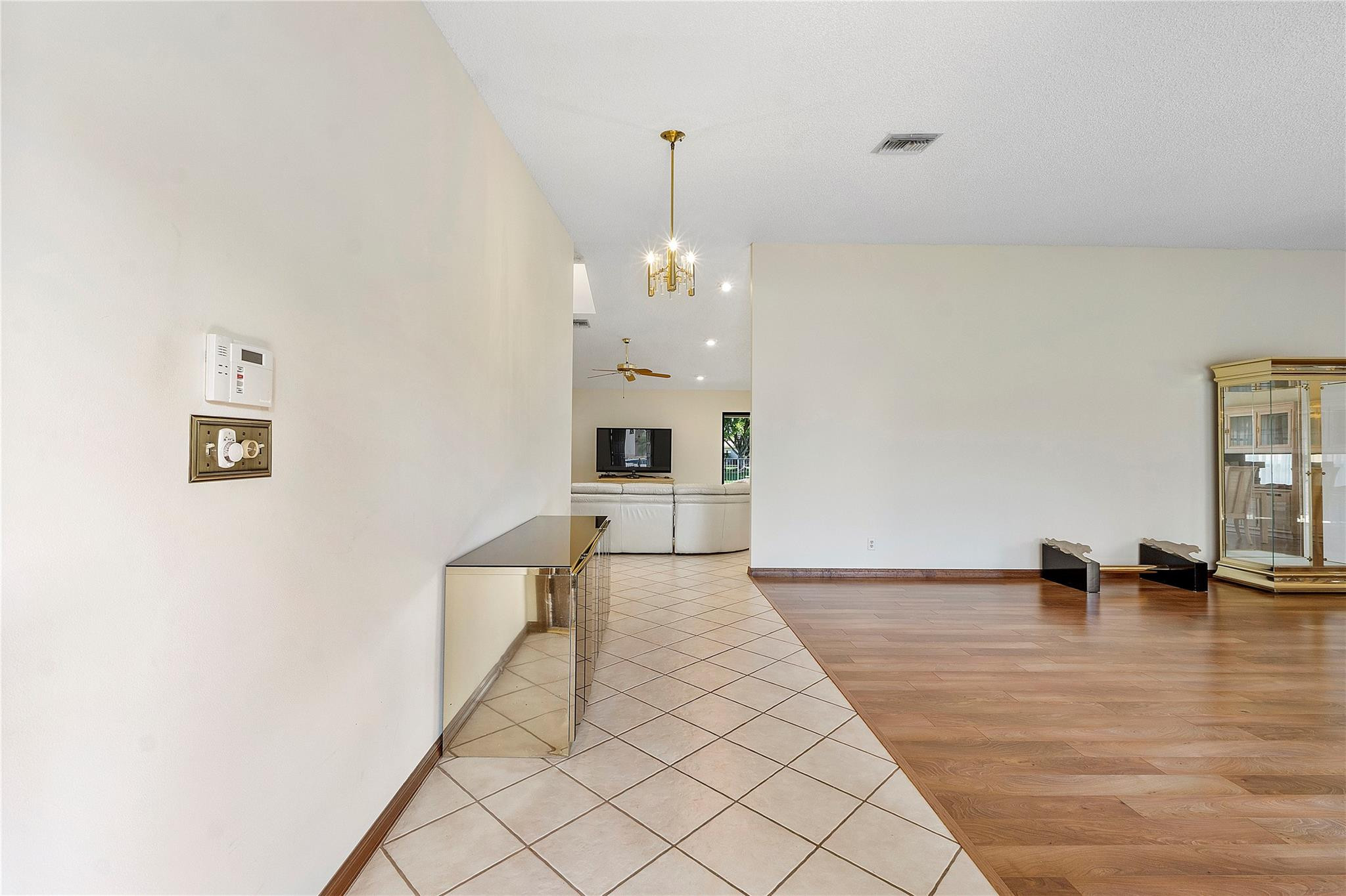 Pine Ridge 112-37 B - Residential