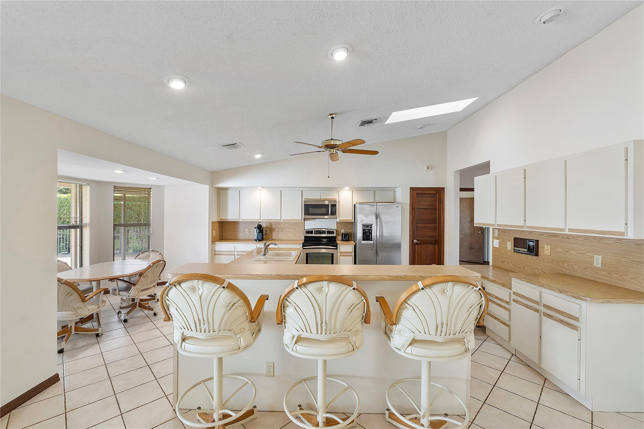 Pine Ridge 112-37 B - Residential