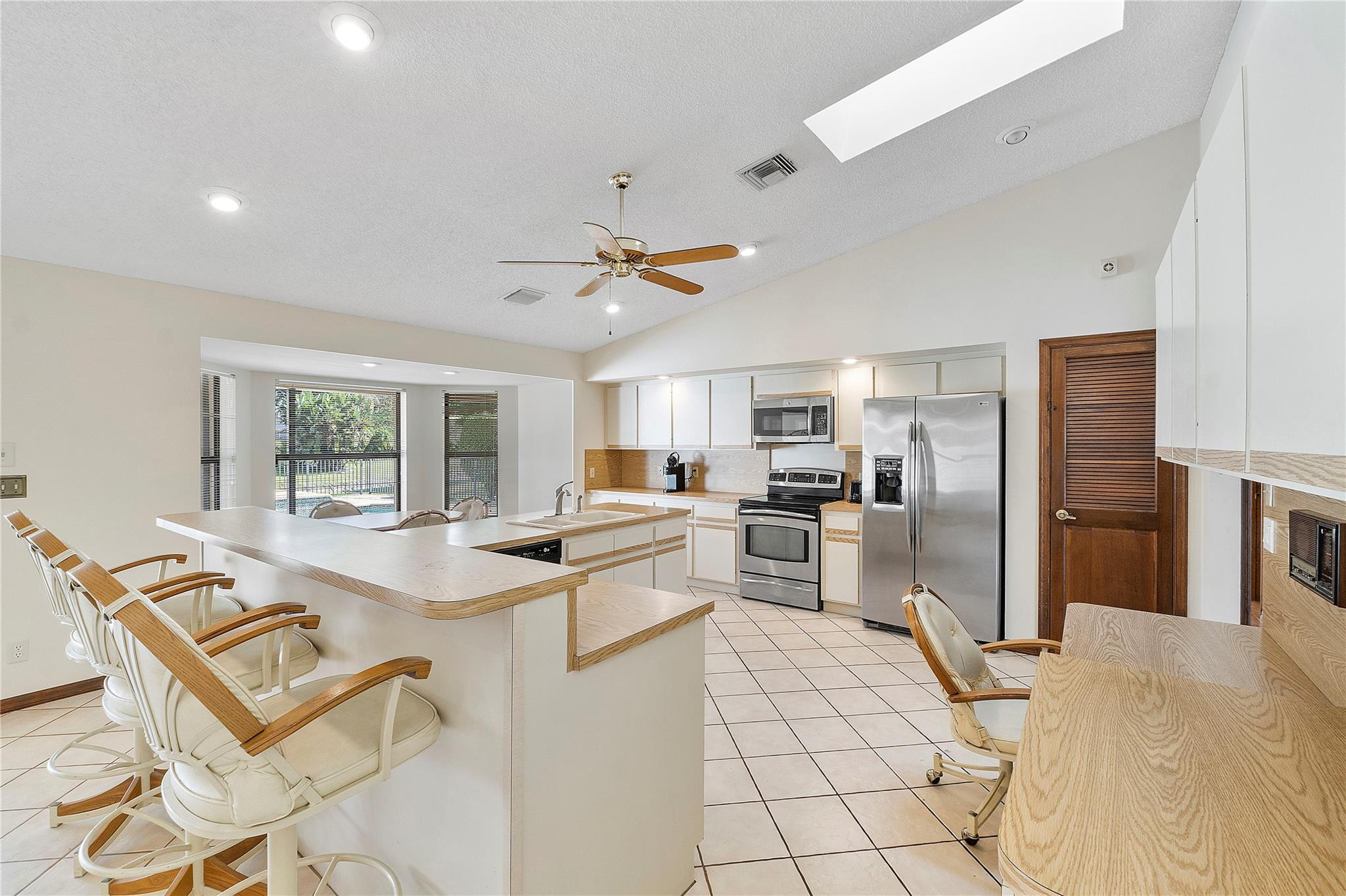 Pine Ridge 112-37 B - Residential