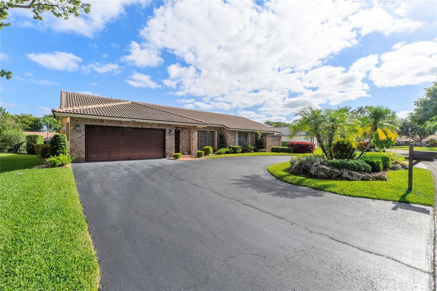 Well maintained 4 bedroom 3 bathroom pool home in Pine Ridge on a large waterfront lot. Perfect for large families w/ over 3000 living sq ft. The home features accordian shutters throughout. Great curb appeal w/ lush landscaping. Large open eat in kitchen facing family room. Oversized dining & living room. Big primary bedroom features a huge walk-in closet & slider overlooking pool area. Primary bathroom has step in shower, separate tub & double vanity. Large guest bedrooms. One guest bedroom can be used as another primary bedroom with direct access to the cabana bathroom with double vanity. Big laundry room with lots of storage & sink. Huge circular driveway with plenty of parking. Terrific floor plan with loads of potential. Great location, close to highway, restaurants and shopping!