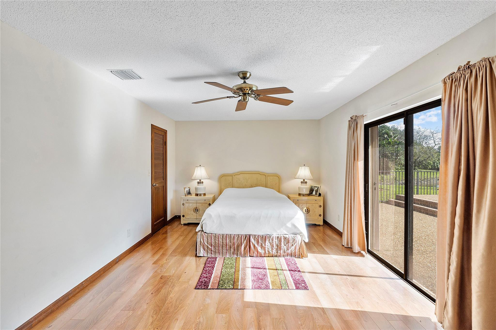 Pine Ridge 112-37 B - Residential