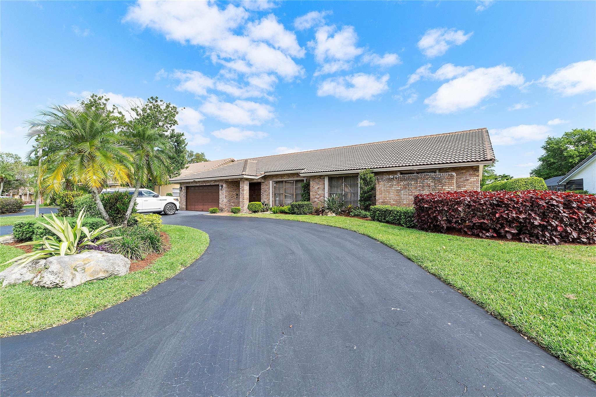 Pine Ridge 112-37 B - Residential