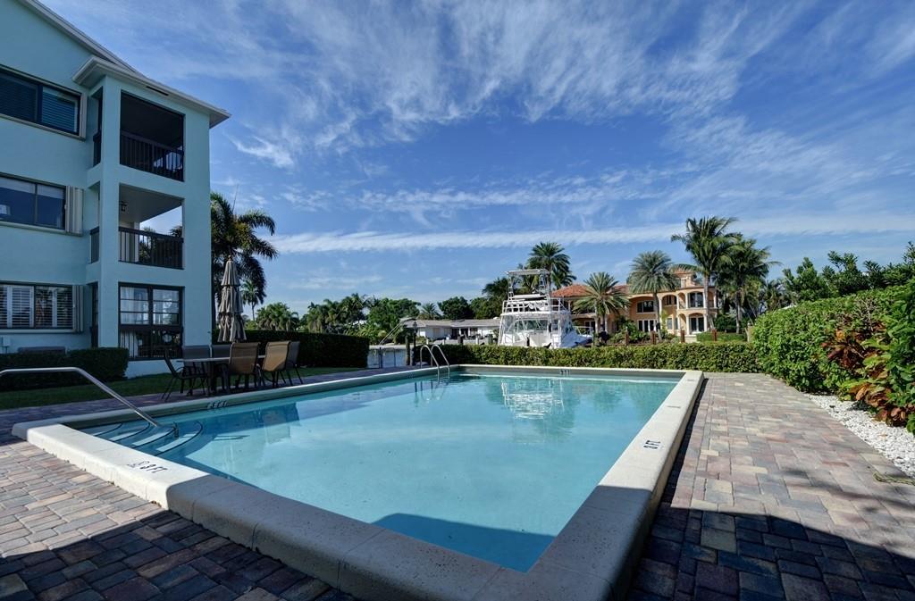 DEVON HOUSE - Residential