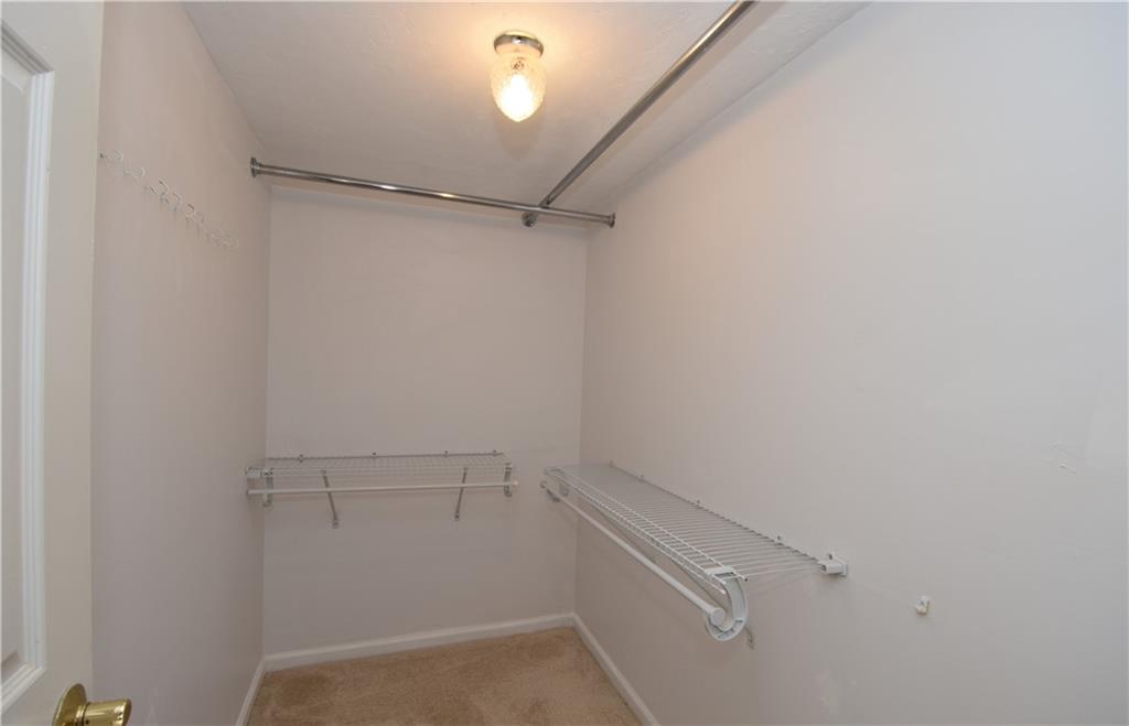 DEVON HOUSE - Residential