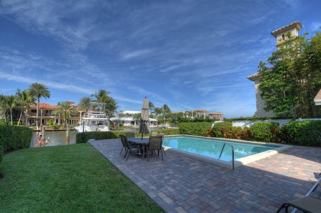 DEVON HOUSE - Residential