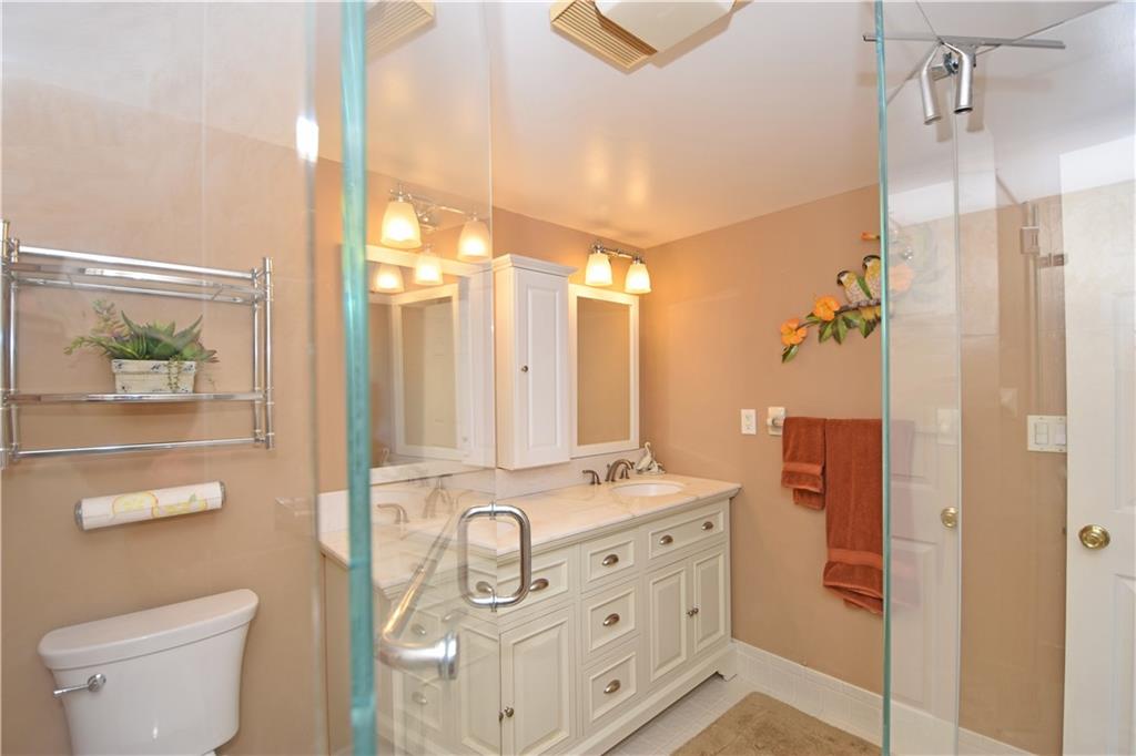 DEVON HOUSE - Residential