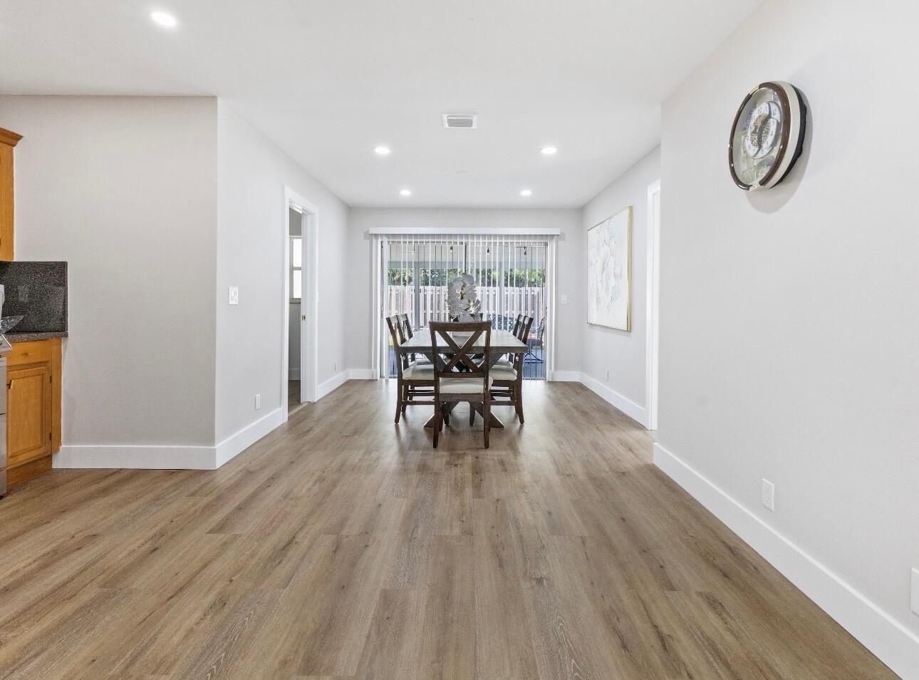 SOUTH SHORE 1 OF WELLINGT - Residential Lease