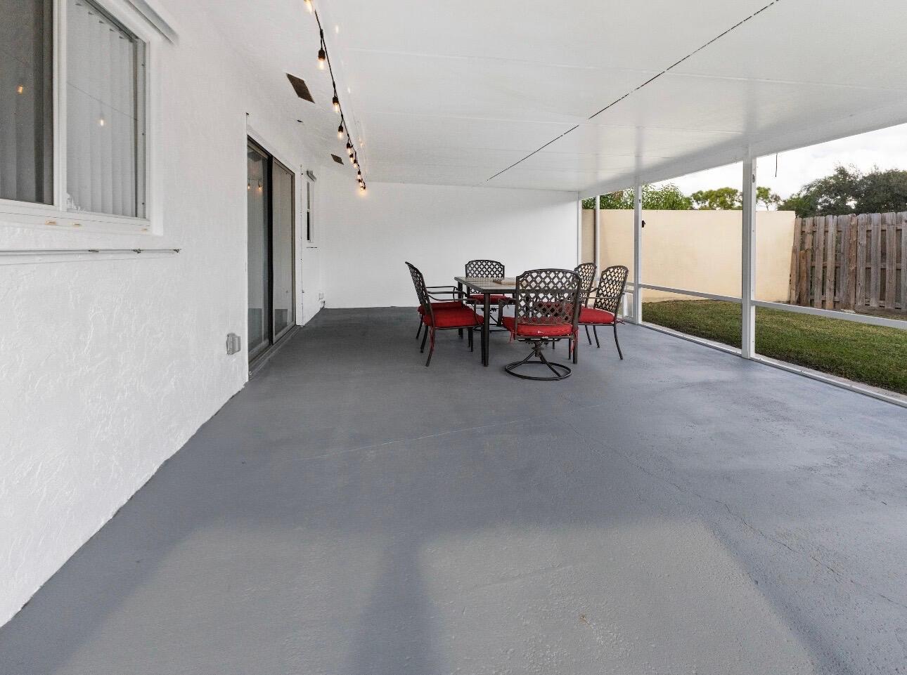 SOUTH SHORE 1 OF WELLINGT - Residential Lease