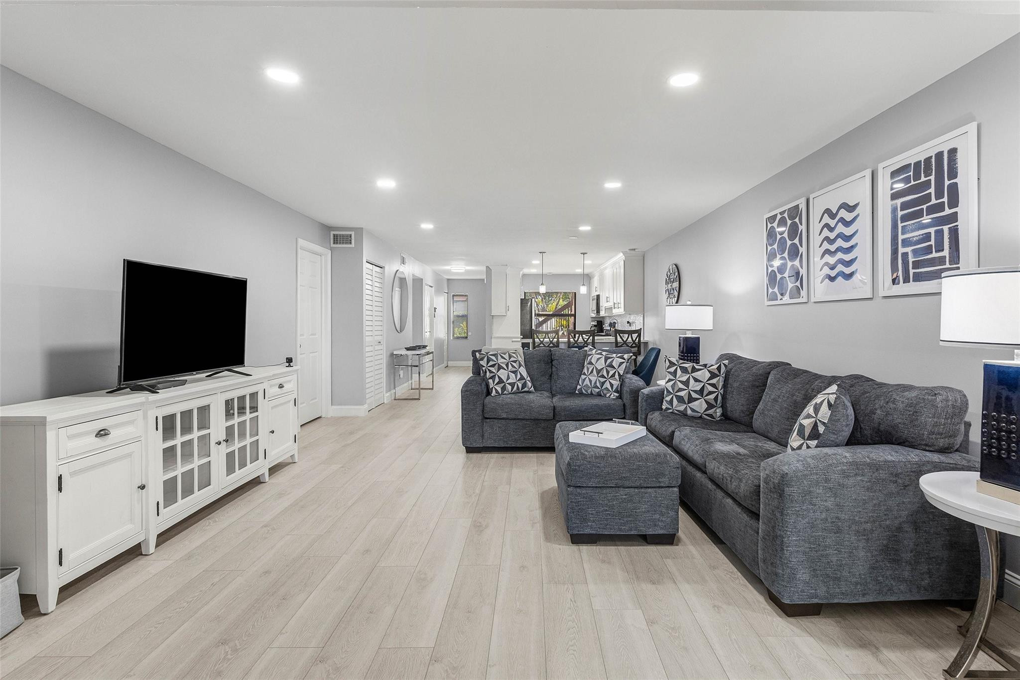 PINES OF BOCA LAGO CONDO - Residential